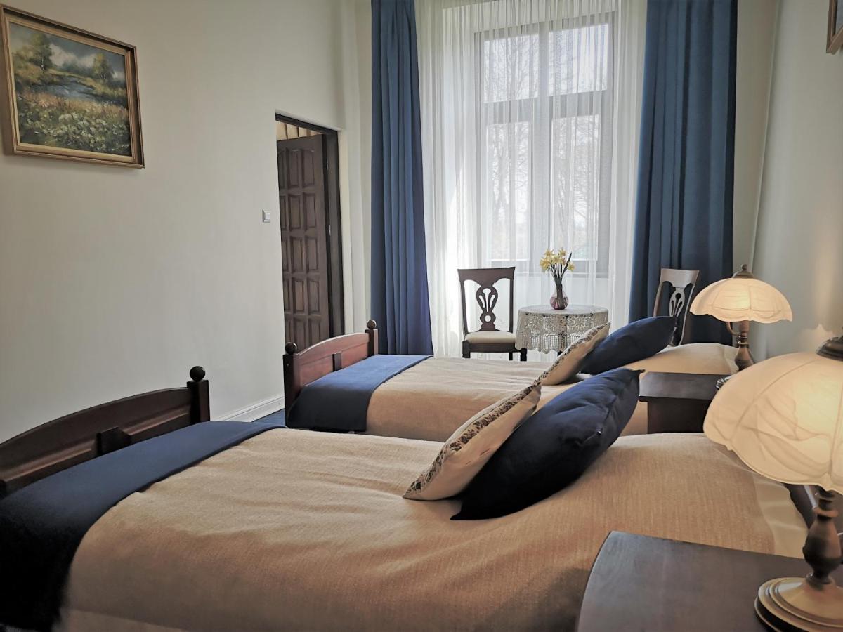 Folwark Goscino-Dwor Bed & Breakfast エクステリア 写真