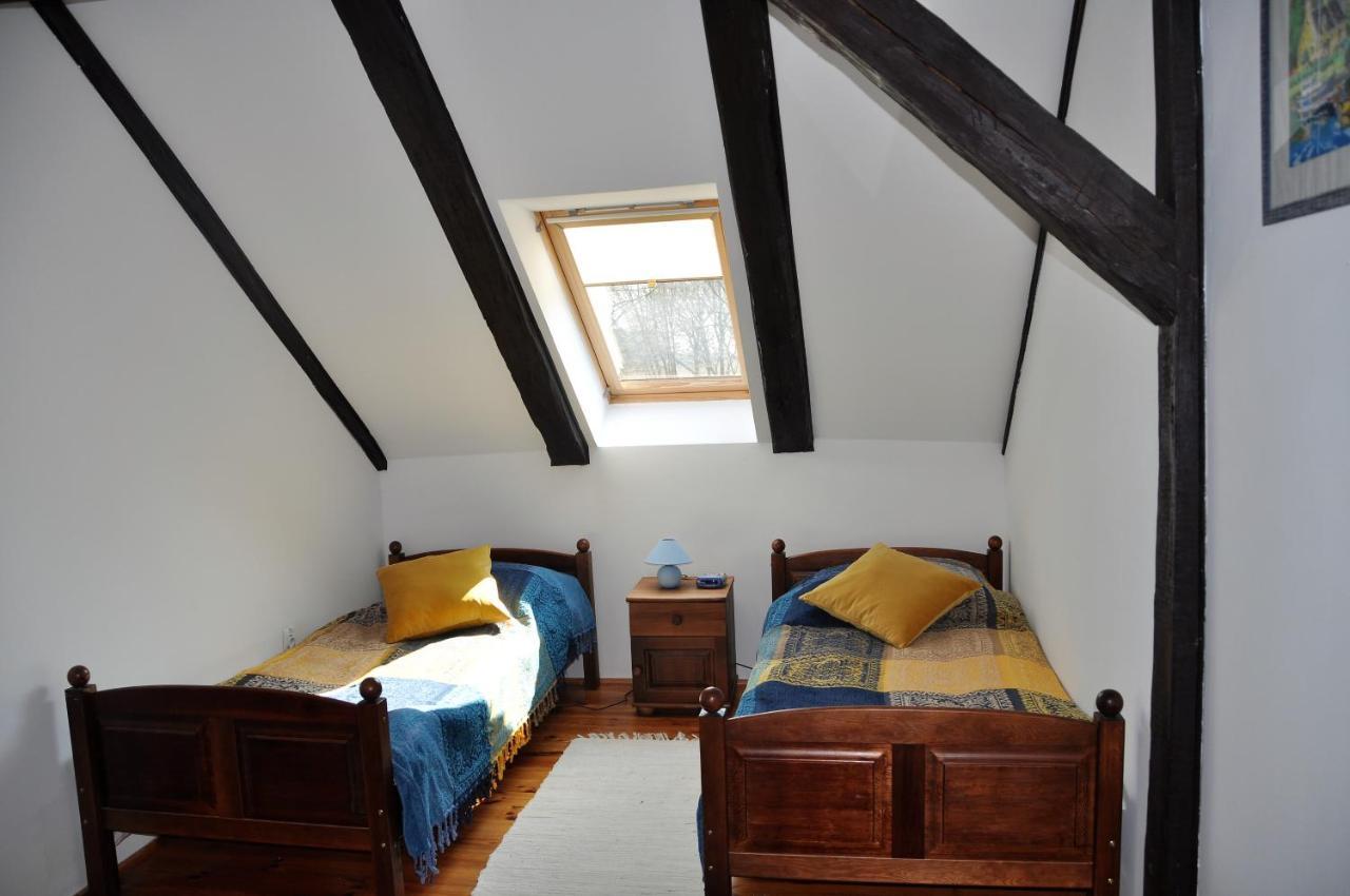 Folwark Goscino-Dwor Bed & Breakfast エクステリア 写真