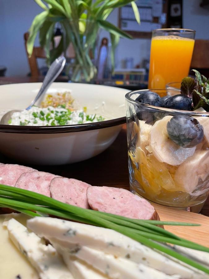 Folwark Goscino-Dwor Bed & Breakfast エクステリア 写真